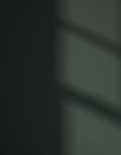 Load image into Gallery viewer, Green 06